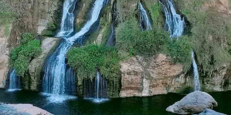 Chunchi Falls